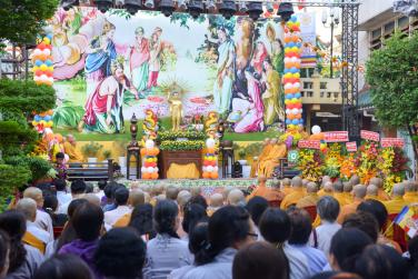TP.HCM: Ban Trị Sự PG Quận 10 tổ chức Đại lễ Phật đản tại chùa Ấn Quang