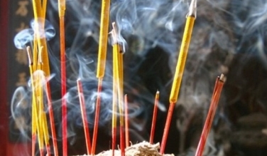 Bao sái bát hương theo quan niệm Phật giáo