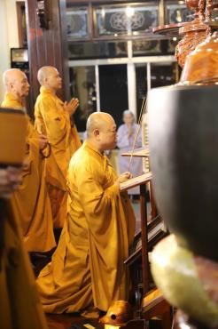 Hỉnh ảnh khoá lễ Thí thực, Thuyết giảng và Sám hối.