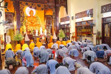 Hình ảnh thời pháp thoại và Khoá lễ Sám Hối tối 14/02al 