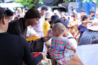Tổng hợp hình ảnh chương trình Nuôi Heo Đất