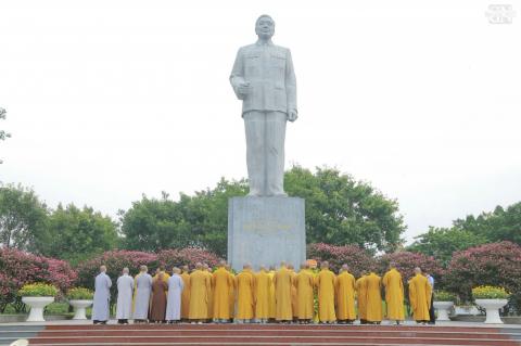 Hưng Yên tưởng niệm chủ tịch Hồ Chí Minh và Đại hội Phật giáo tỉnh