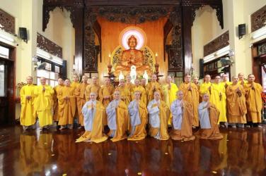 TRƯỜNG HẠ CHÙA BỬU ĐÀ TRANG NGHIÊM ĐÓN TIẾP PHÁI ĐOÀN CHI PHÁI LÂM TẾ CHÚC THÁNH TP.HCM ĐẾN CÚNG DƯỜNG