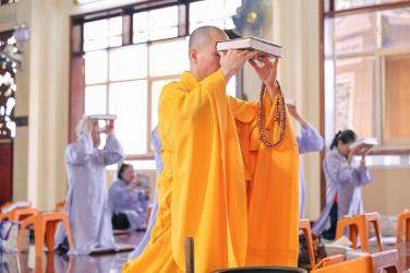 Lễ Khai kinh - Trì tụng Đại Bát Niết Bàn Kinh tại Đạo tràng chùa Bửu Đà sáng 20/07AL.