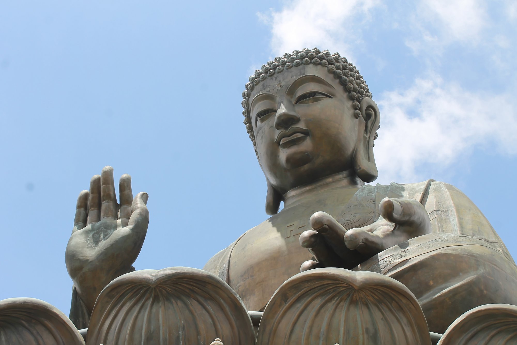 Tìm Hiểu Về Đức Phật A Di Đà Cũng Như 48 Hạnh Nguyện Của Ngài.